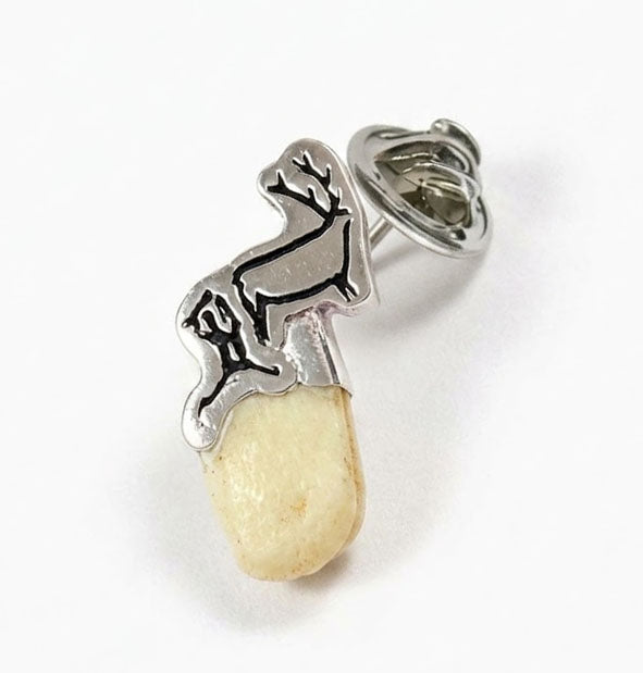 Pins cazador prehistoria perla venado con plata vista lateral