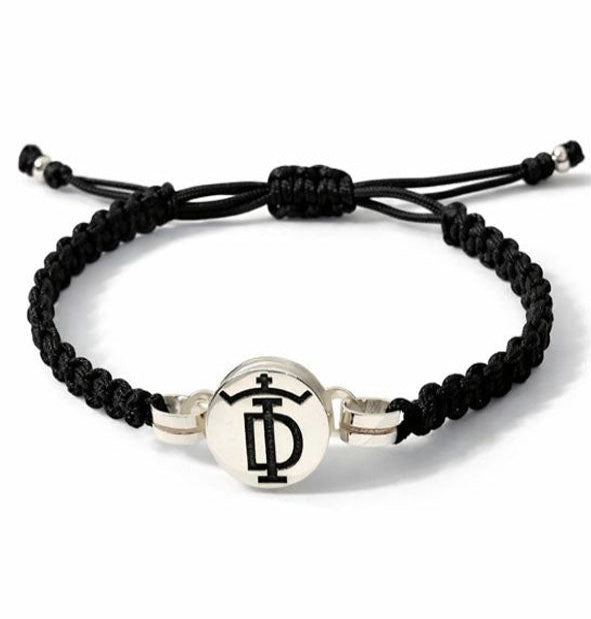Pulsera-con-tu-hierro-ganadero-con-trenza-algodon-con-plata-1