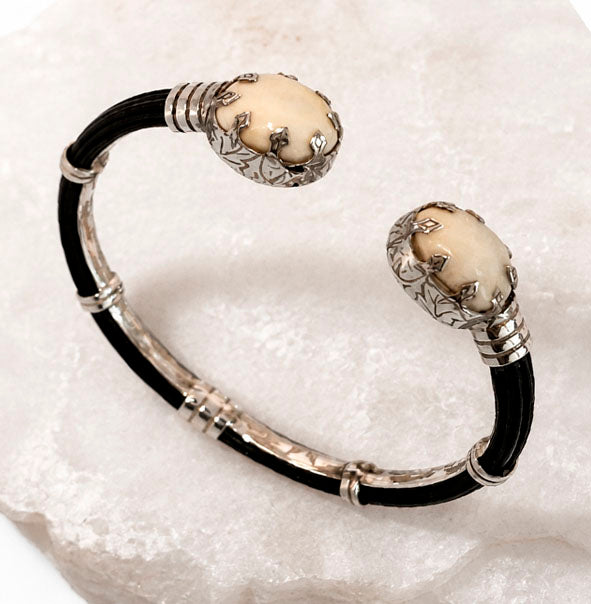 Pulsera enfrentadas de perla de venado con pelo de búfalo africano y plata de ley 925