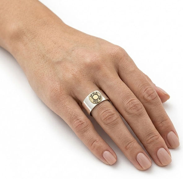 Anillo cinegético personalizado bicolor oro 18k y plata 925 en estuche Joyas de Caza – regalo caza exclusivo
