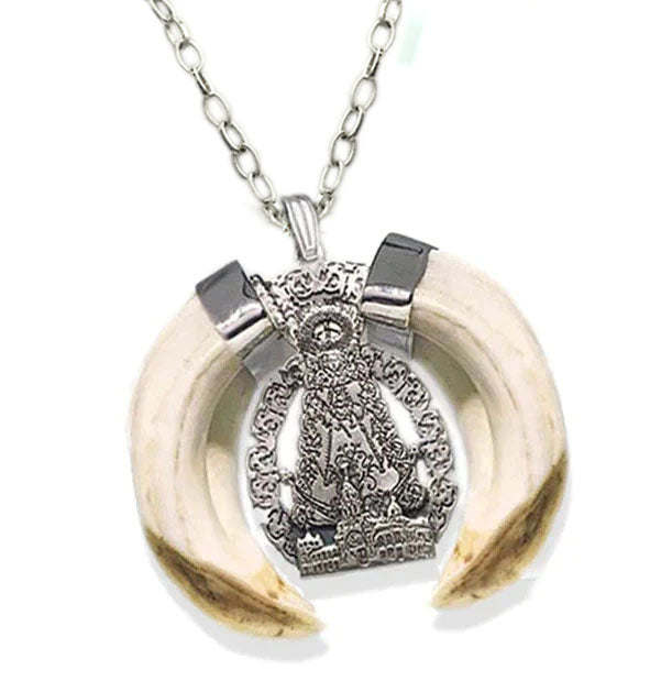 Collar doble amoladera de jabalí con medalla Virgen del Rocío en plata 925 | Joyas de Caza