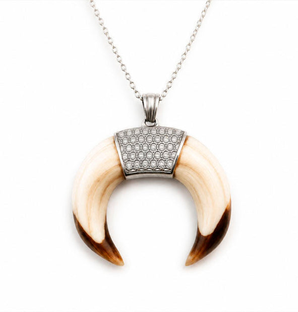 Collar doble amoladera de jabalí con centro grabado efecto piedras en plata 925 | Joyas de Caza