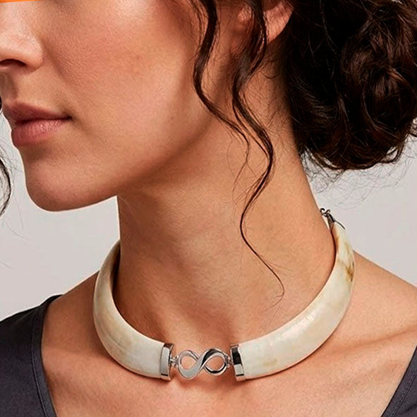 Collier Sanglier Centre Infini avec Argent 925 | Bijou Artisanal