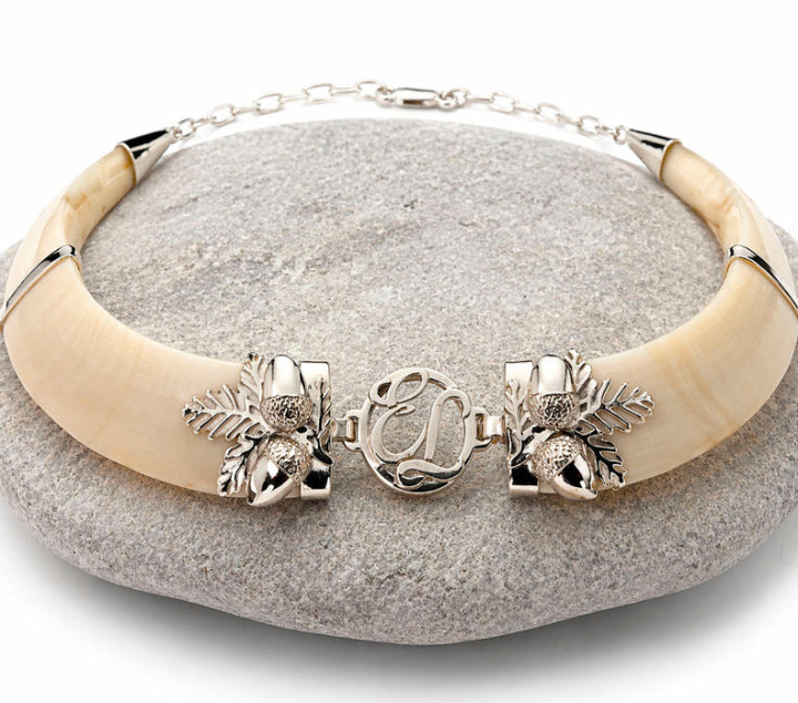 Personalized Boar Necklace with Acorn Leaves in Sterling Silver 925 | Hunting Jewelry