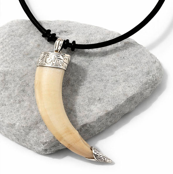 collar-largo-colmillo-jabali-casquillo-tallado-en-plata-9