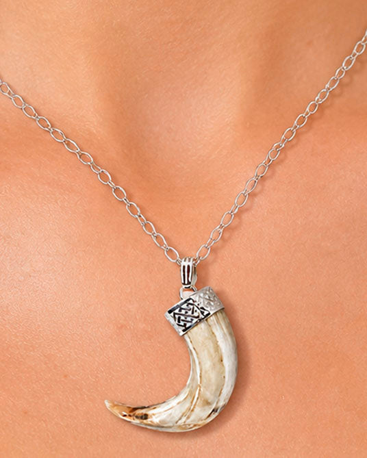 long necklace links wild boar tooth silver key pattern