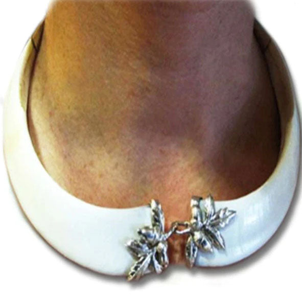 collar jabali centro hojas bellotas con plata