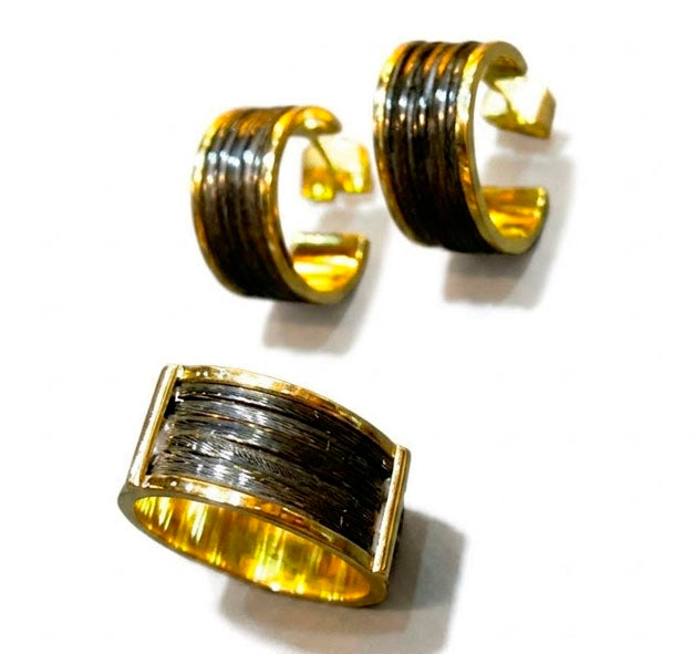 Conjunto Pendientes y Sortija Pelo de Búfalo en Oro Amarillo 18k | Joyas de Caza vista lateral