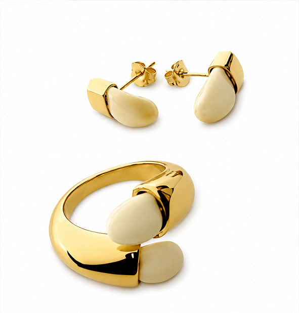 Conjunto Sortija y Pendientes Cortos Perla de Venado Lisos en Oro 18k | Joyas de Caza