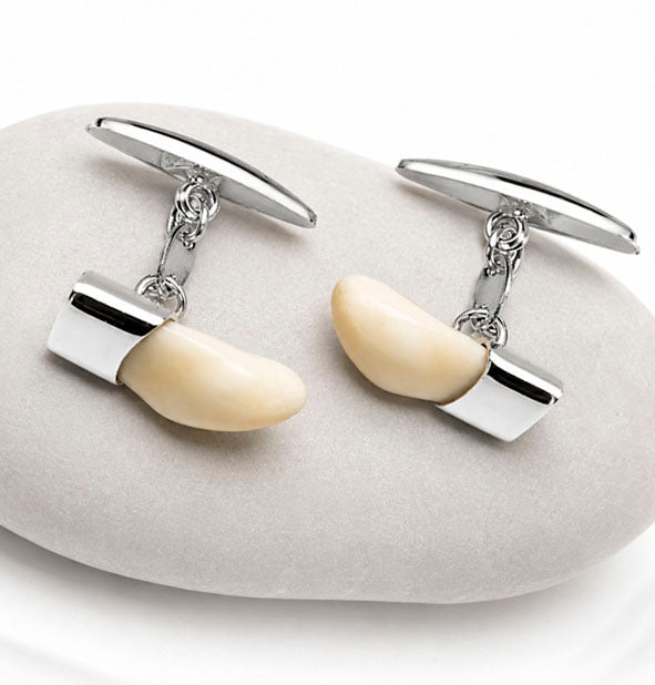 Gemelos de plata de ley con perla de venado natural, joya artesanal para traje