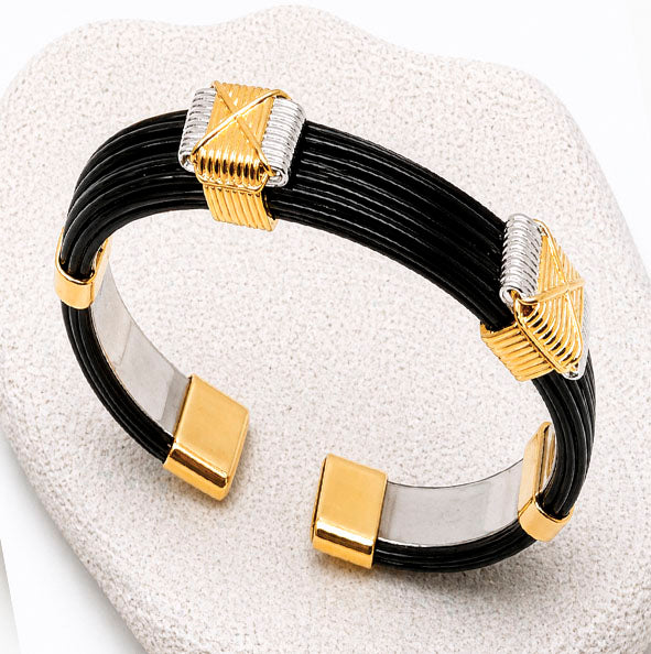 Bracelet with 2 African knots in Gold and Silver with Buffalo hair
