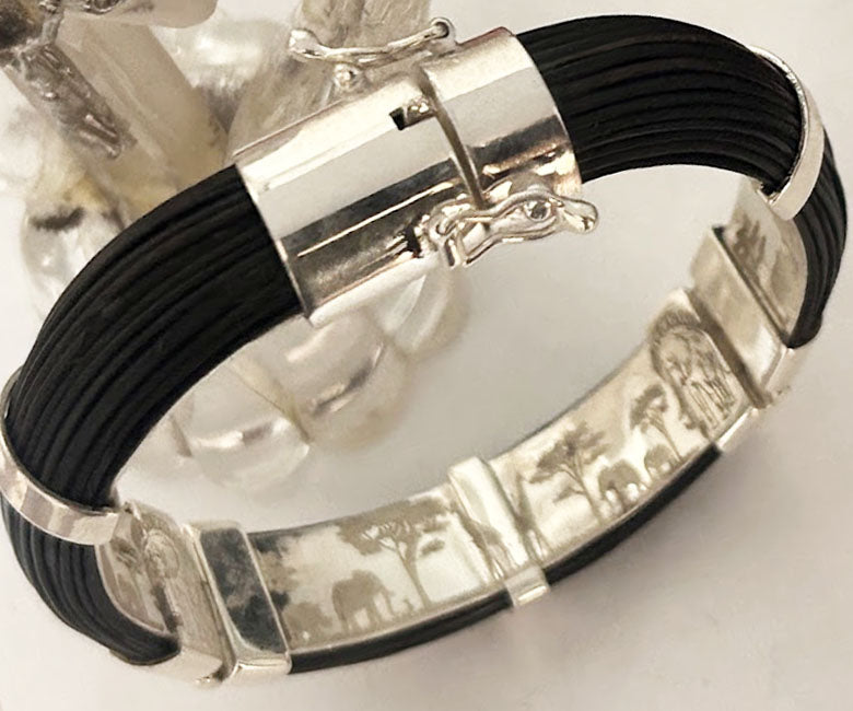 pulsera-ancha-media-cana-pelo-bufalo-con-cierre-en-plata-de-ley-14