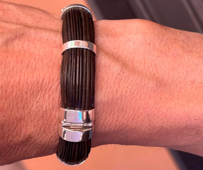 Pulsera exclusiva de Joyas de Caza en pelo de búfalo y plata de ley 925