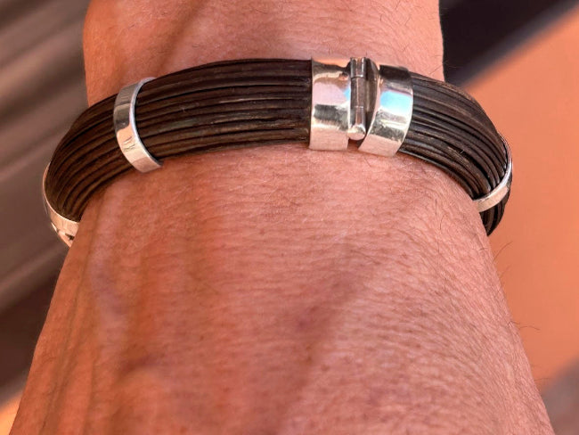 Pulsera ancha de plata de ley y pelo de búfalo africano para hombre y mujer