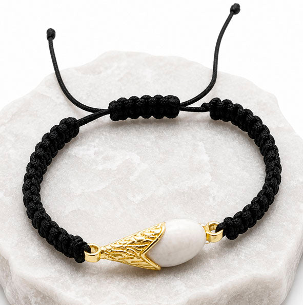 Little bell pearl deer bracelet with cotton and 18-karat gold