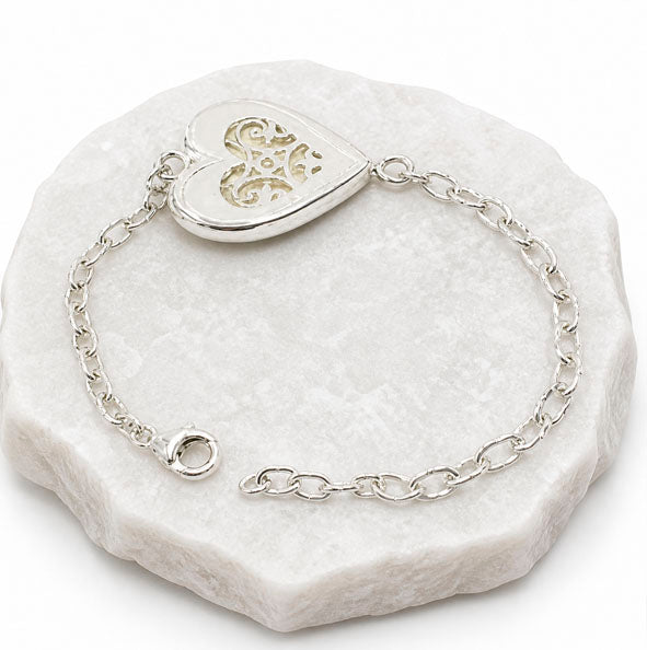Pulsera Corazón Perla de Venado con Plata de Ley 925