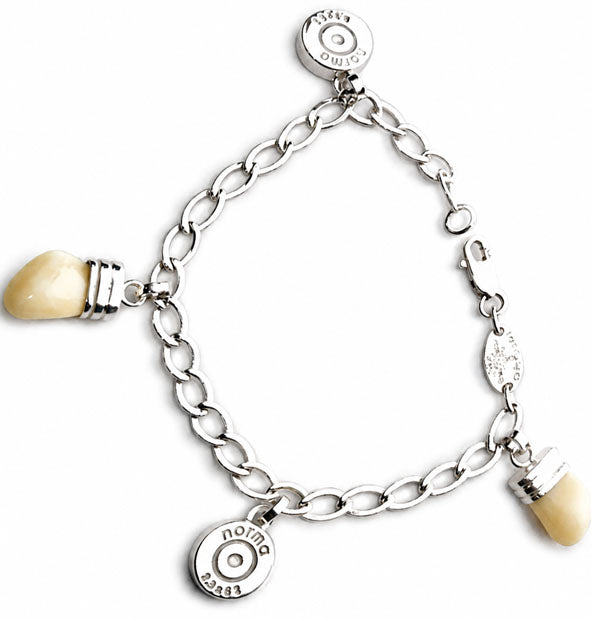 Pulsera Eslabones Perla de Venado y Culata de Bala en Plata de Ley vista frontal