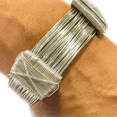 pulsera-nudos-corredizos-30-hilos-de-plata-foto-12