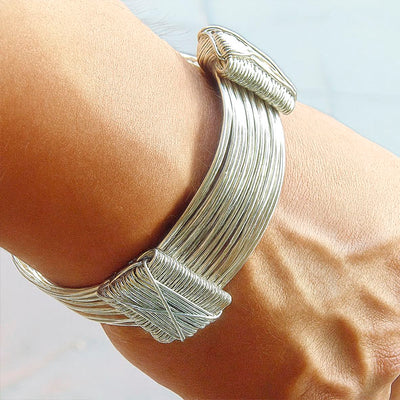 pulsera-nudos-corredizos-30-hilos-de-plata-foto-17