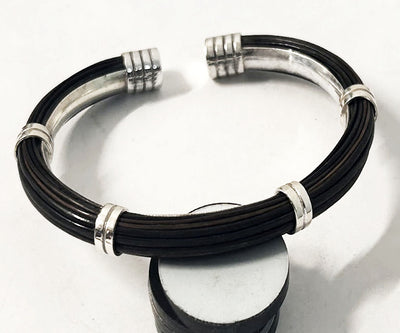 pulsera-pelo-bufalo-tubo-redondo-7-mms-asas-dobles-abierto-con-plata-foto-12