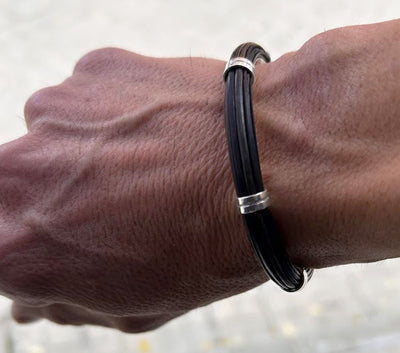 pulsera-pelo-bufalo-tubo-redondo-7-mms-asas-dobles-abierto-con-plata-foto-2