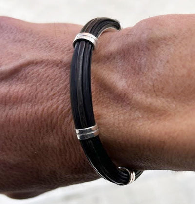 pulsera-pelo-bufalo-tubo-redondo-7-mms-asas-dobles-abierto-con-plata-foto-8