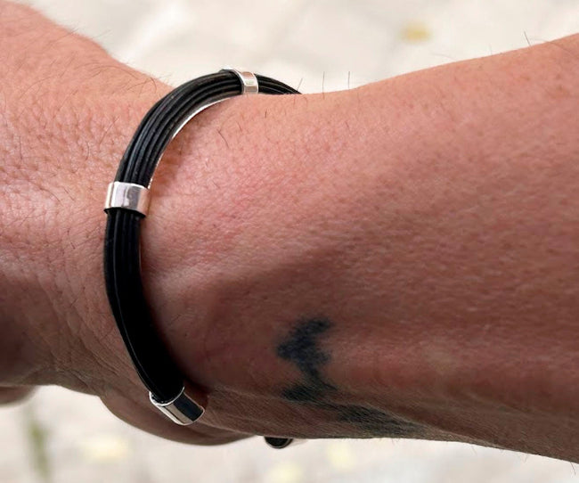 pulsera-pelo-tubo-fino-en-pelo-de-bufalo-con-plata-foto-25