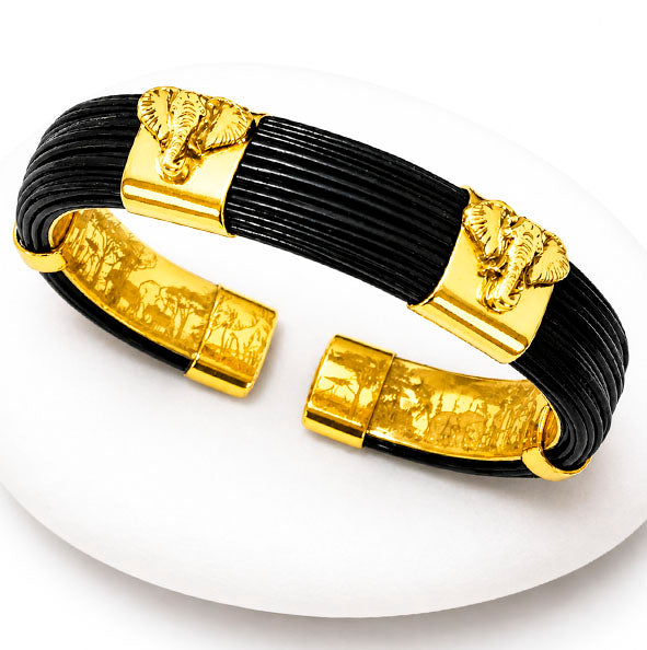 Pulsera Plana de Pelo de Búfalo con 2 Elefantes en Oro Amarillo 18 Kilates