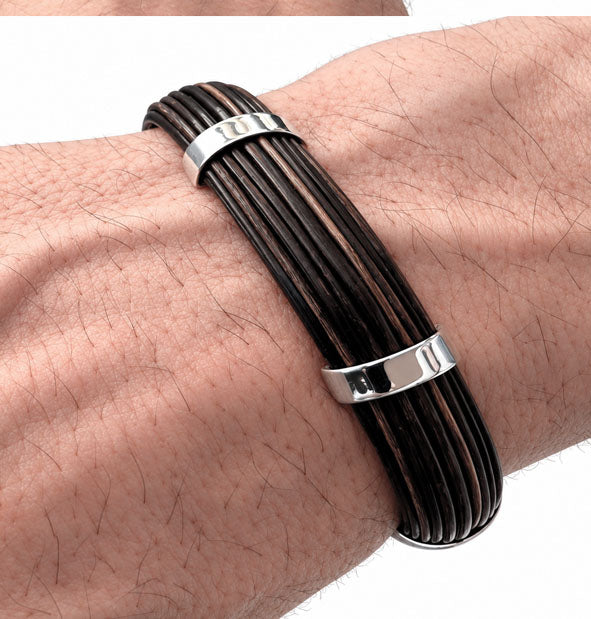 Pulsera Rígida Media Caña de Pelo de Búfalo con Plata de Ley 14mm – Edición 25 Aniversario