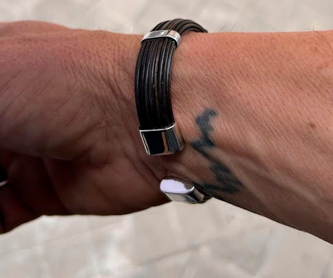 pulsera-rigida-plana-pelo-bufalo-con-plata-12-mms-ancho-foto-34