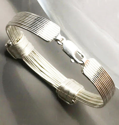 pulsera nudos corredizos 12 hilos y bandera de España en plata de ley 1